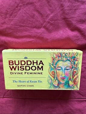 Buddha Wisdom 40 Divine Feminine Oracle Cards - Yellow Box